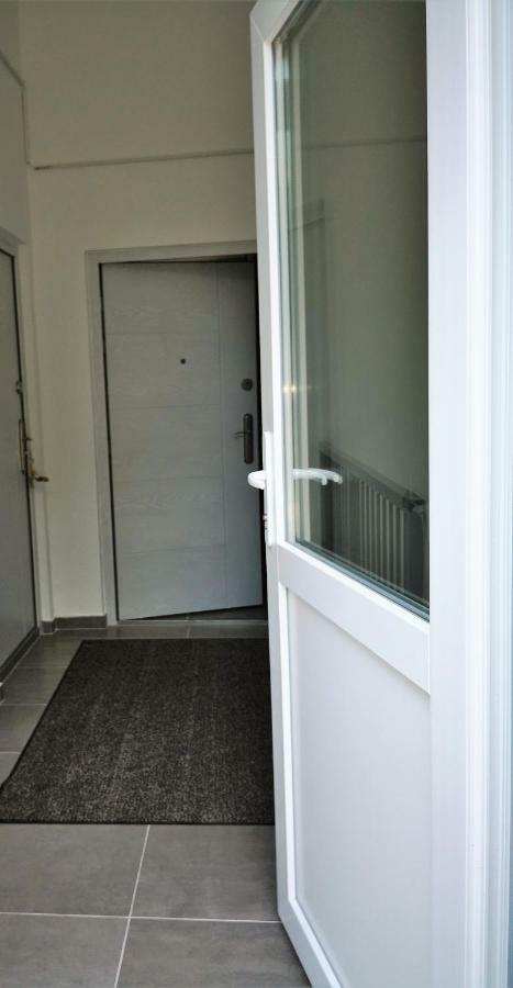 Mate Apartmanok Tiszaújváros Zewnętrze zdjęcie
